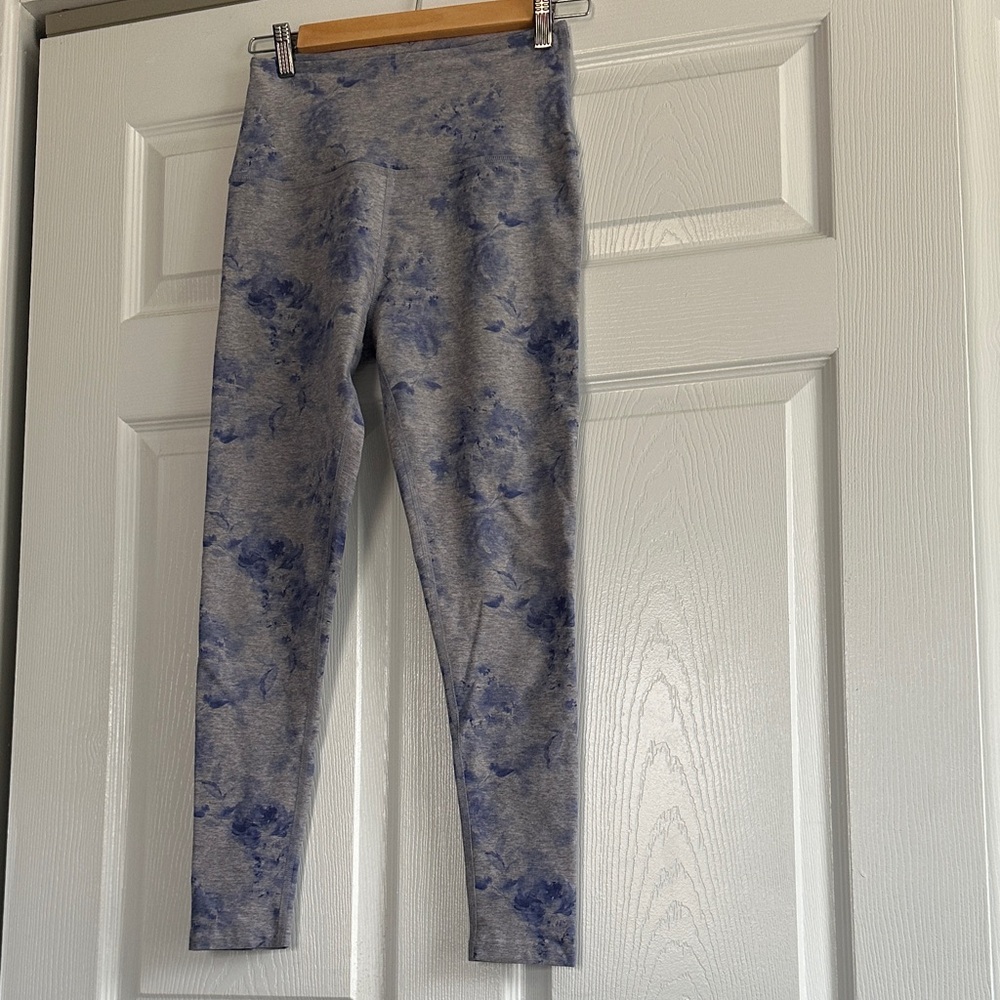 Beyond Yoga Leggings - Picture 2 of 5